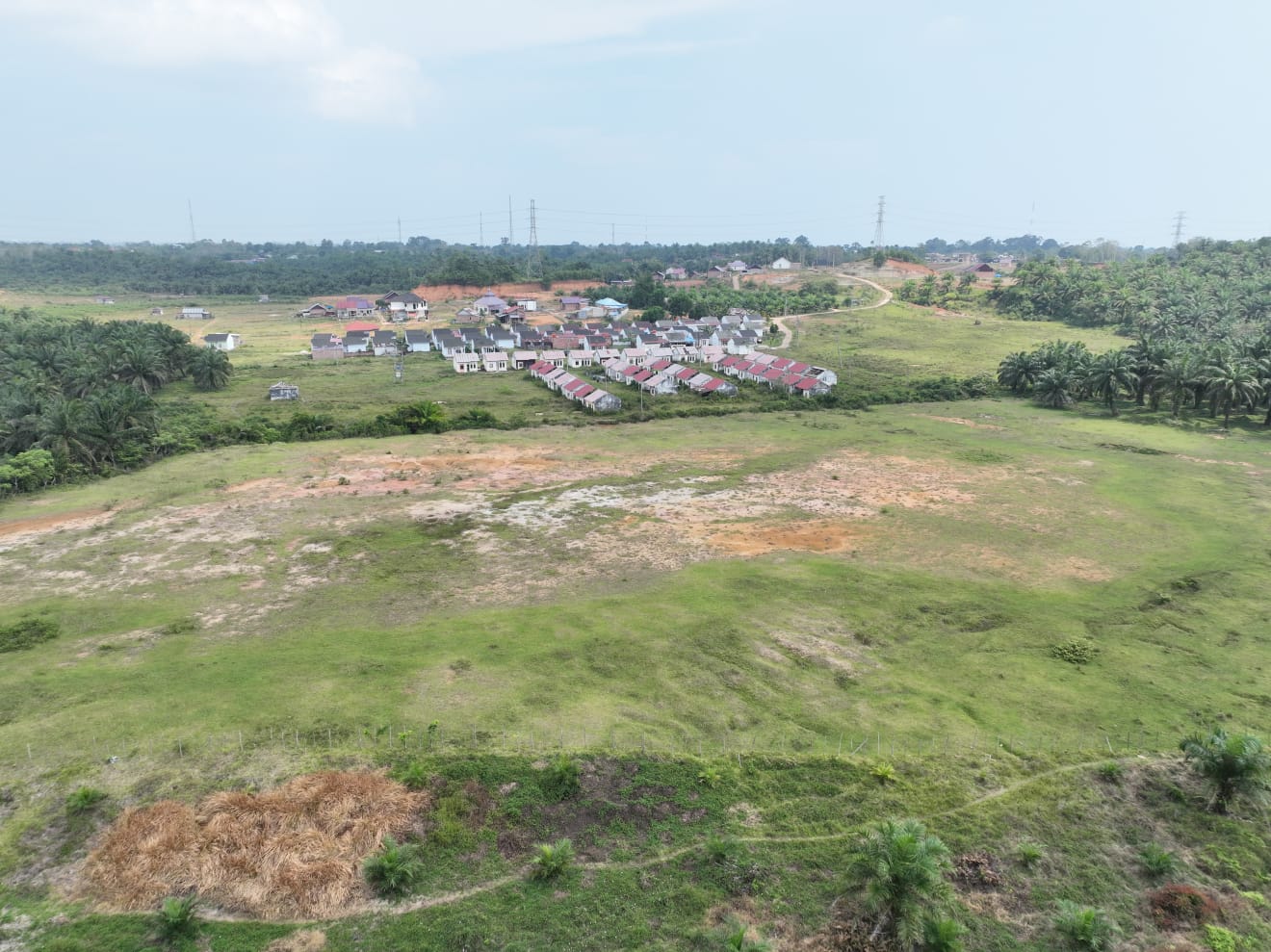 1 (satu) bidang tanah Perumahan Cempaka Bentiring Permai yang berlokasi di Desa Taba Jambu, Kecamatan Pondok Kubang, Kabupaten Bengkulu Tengah berdasarkan Sertifikat Hak Guna Bangunan Nomor : 00521 Desa Taba Jambu, Kecamatan Pondok Kubang, Kabupaten Bengkulu Tengah, Surat Ukur No. 66/ Taba Jambu/ 2012 pada tanggal 05 Desember 2012 dengan Luas 14.748M2 Nama Pemegang Hak PT. Asisya Catur Persada;